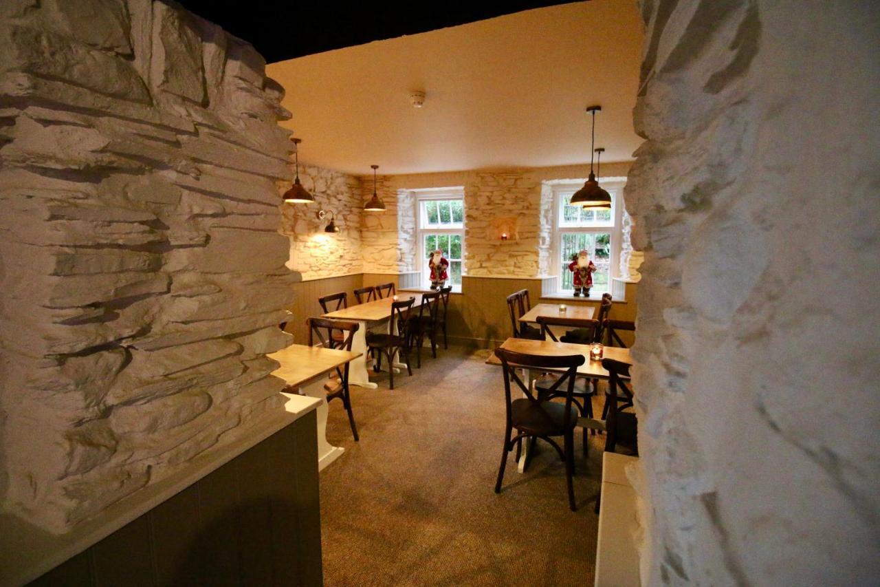 The Wolfe Inn Wolfscastle Haverfordwest Exterior photo